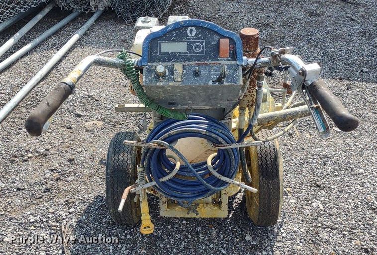 image for item DS6437 Graco 5900  paint striper