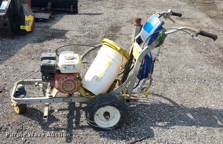 image for item DS6437 Graco 5900  paint striper