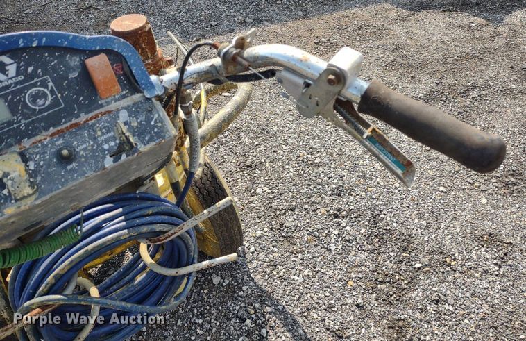 image for item DS6437 Graco 5900  paint striper