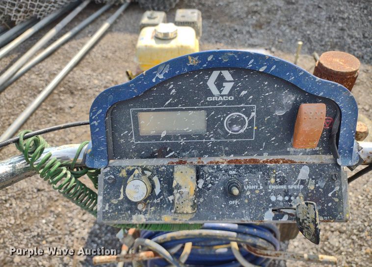 image for item DS6437 Graco 5900  paint striper