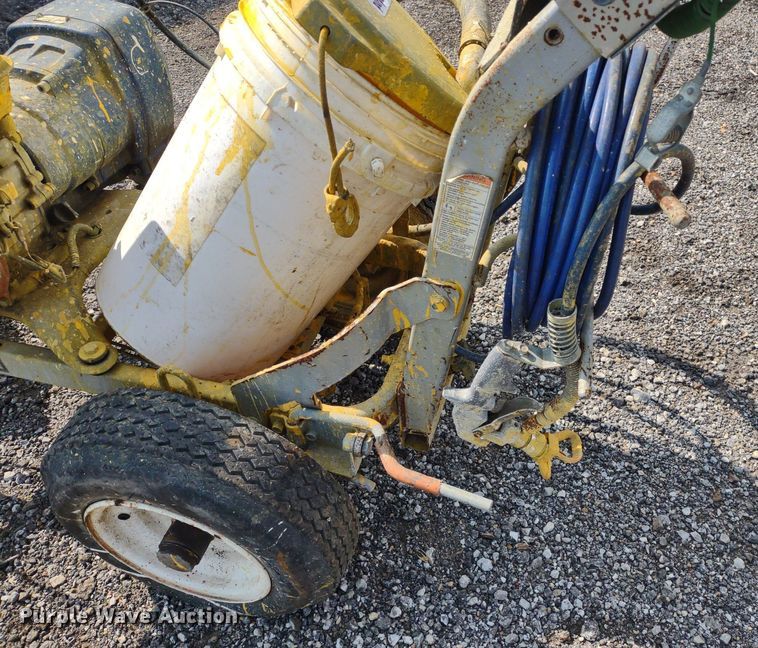 image for item DS6437 Graco 5900  paint striper