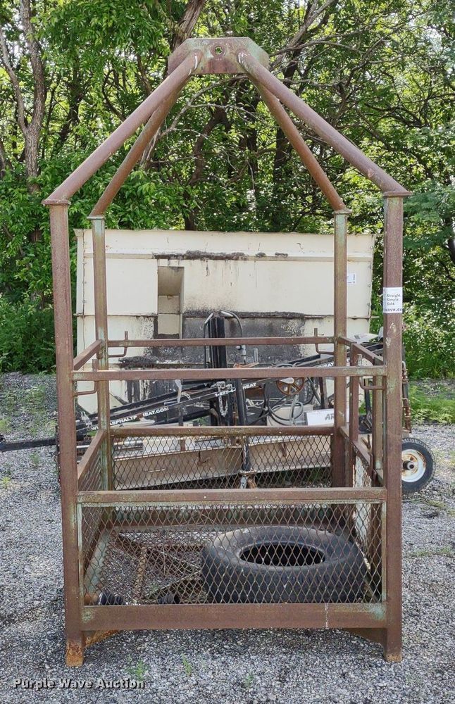 image for item DS6441 Man lift basket