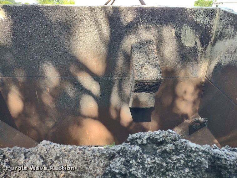 image for item DS6442 Terex  air charge hopper