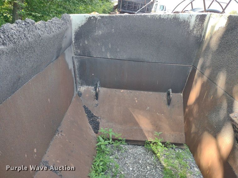 image for item DS6442 Terex  air charge hopper