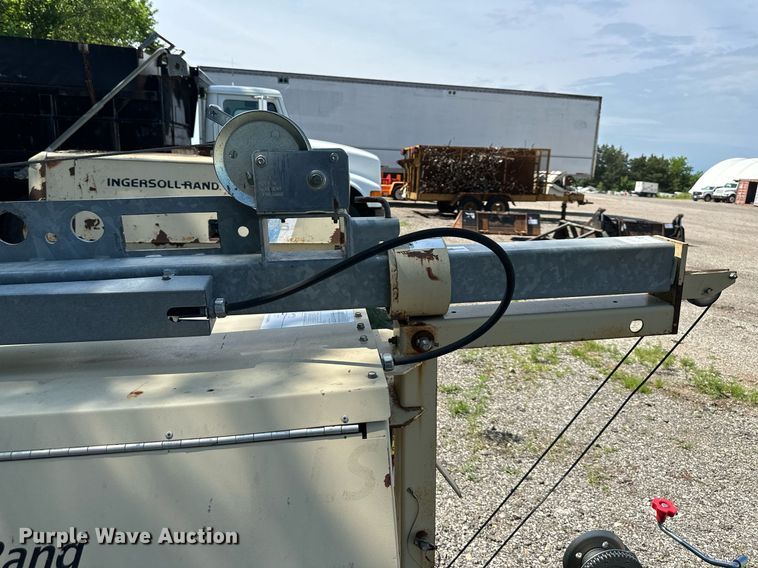 image for item DS6446 2010 Ingersoll Rand  light plant