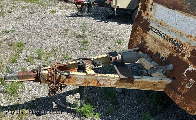 image for item DS6447 Ingersoll Rand  air compressor