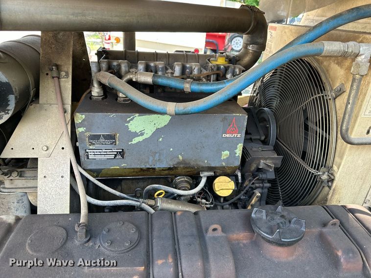 image for item DS6447 Ingersoll Rand  air compressor