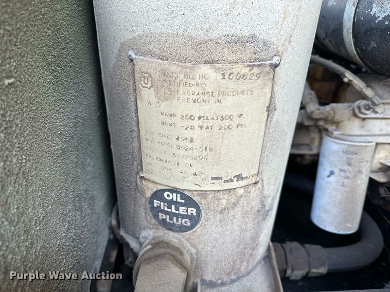 image for item DS6447 Ingersoll Rand  air compressor