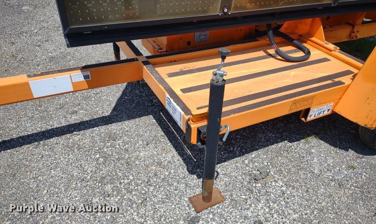 image for item DS6451 2012 Addco  message board trailer
