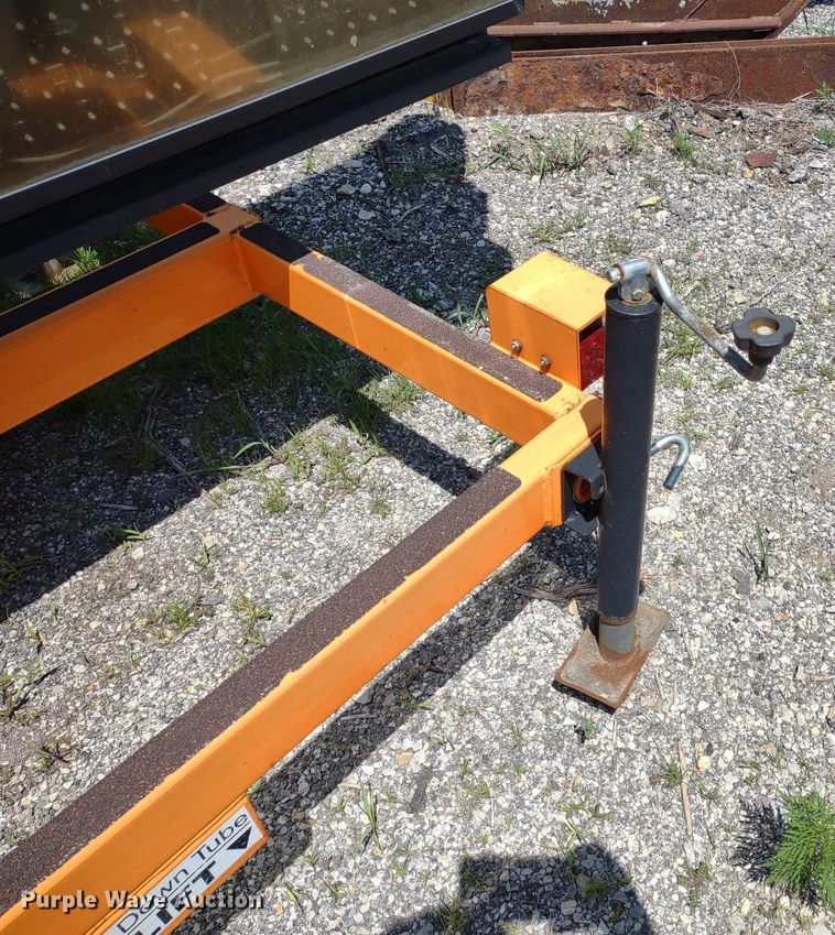 image for item DS6451 2012 Addco  message board trailer