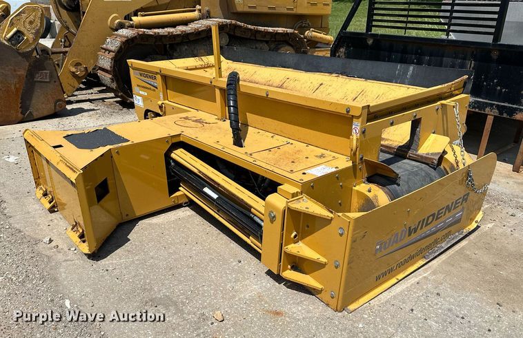 image for item DS6456 The Road Widener FH-R  skid steer road widener