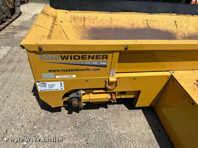 image for item DS6456 The Road Widener FH-R  skid steer road widener