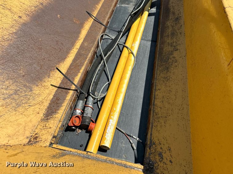 image for item DS6456 The Road Widener FH-R  skid steer road widener