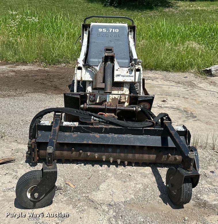 image for item DS6458 2005 Bobcat MT52  compact utility loader