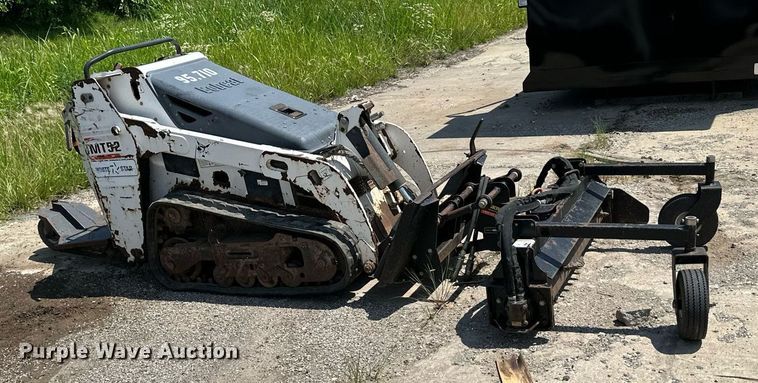 image for item DS6458 2005 Bobcat MT52  compact utility loader