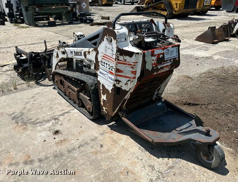 image for item DS6458 2005 Bobcat MT52  compact utility loader