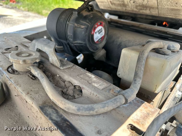 image for item DS6458 2005 Bobcat MT52  compact utility loader