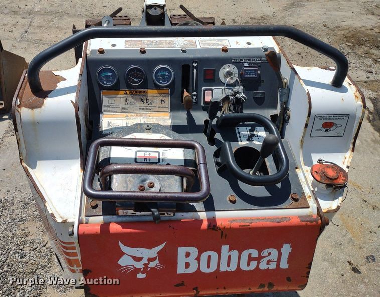 image for item DS6459 2007 Bobcat MT52  compact utility loader