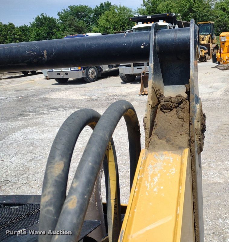 image for item DS6462 2011 Caterpillar 259B3  tracked skid steer loader