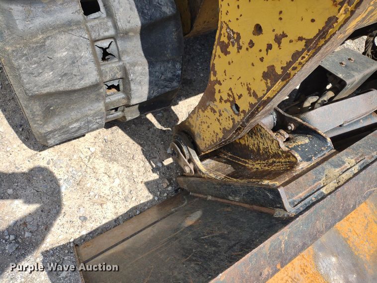 image for item DS6462 2011 Caterpillar 259B3  tracked skid steer loader