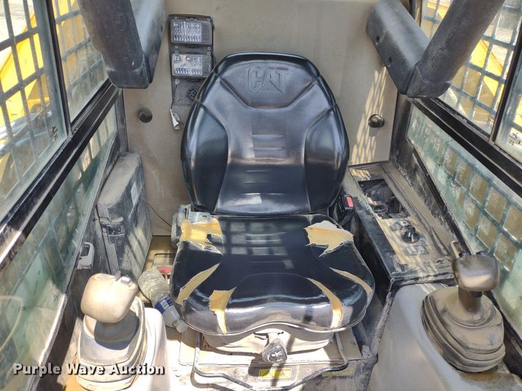 image for item DS6462 2011 Caterpillar 259B3  tracked skid steer loader