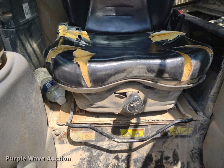 image for item DS6462 2011 Caterpillar 259B3  tracked skid steer loader