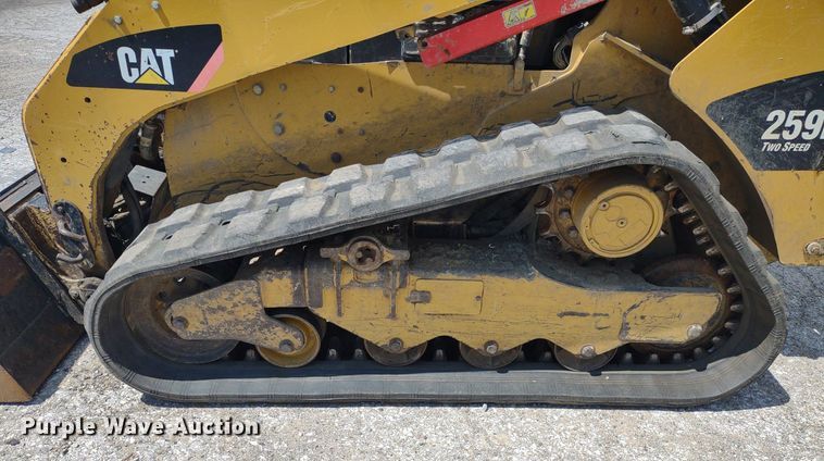 image for item DS6462 2011 Caterpillar 259B3  tracked skid steer loader