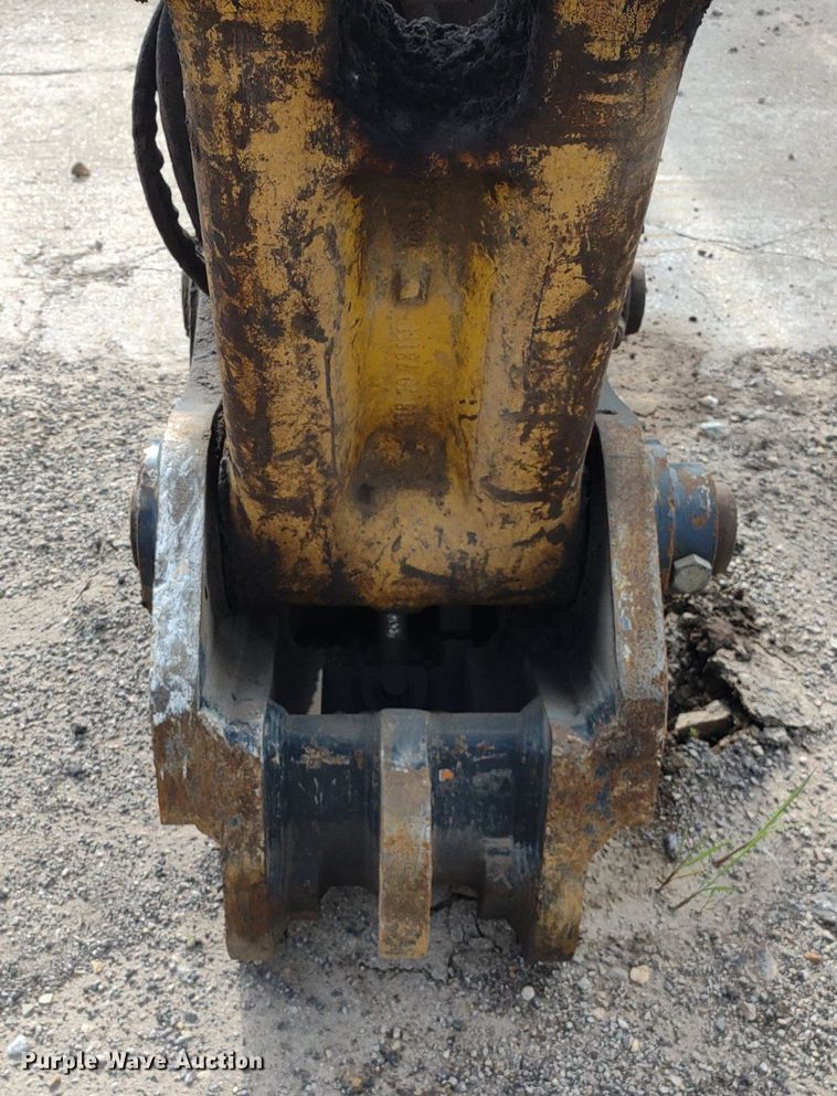 image for item DS6464 2011 Komatsu PC450LC-8  excavator