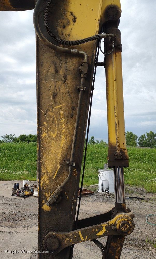 image for item DS6464 2011 Komatsu PC450LC-8  excavator