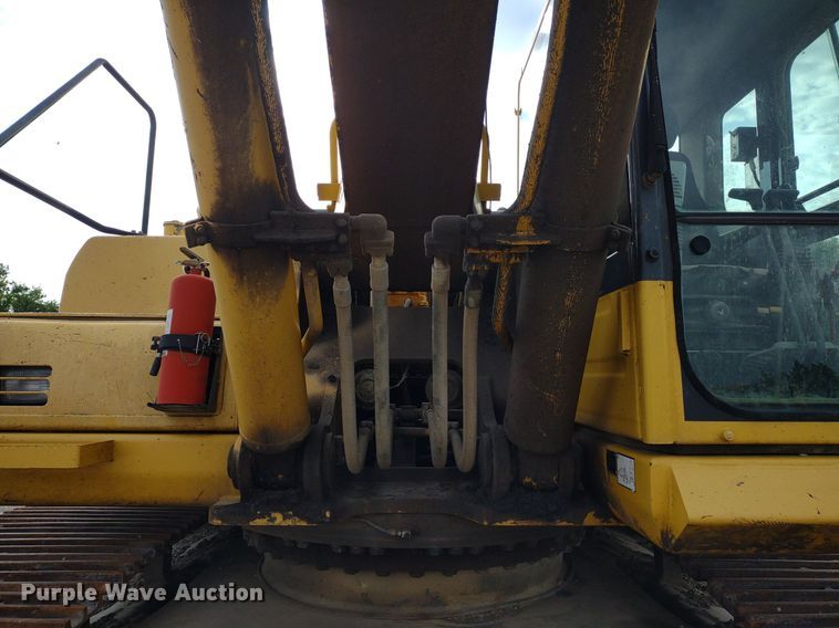 image for item DS6464 2011 Komatsu PC450LC-8  excavator
