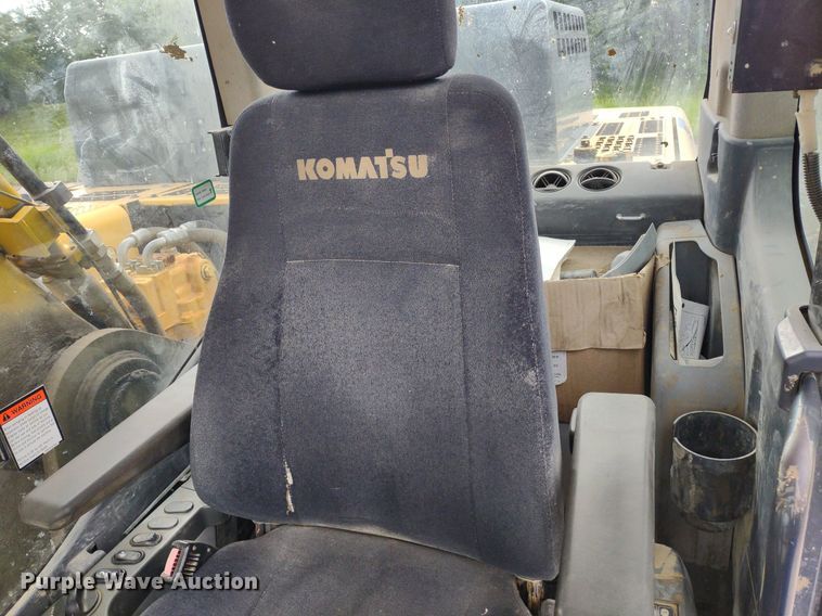 image for item DS6464 2011 Komatsu PC450LC-8  excavator