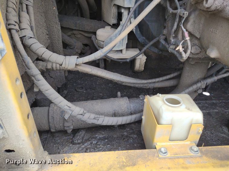 image for item DS6464 2011 Komatsu PC450LC-8  excavator