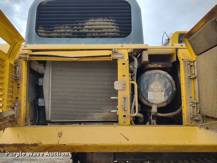 image for item DS6464 2011 Komatsu PC450LC-8  excavator