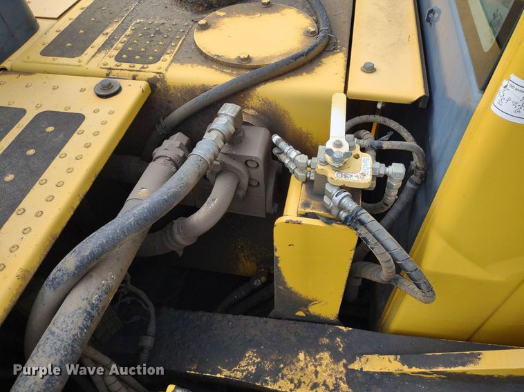 image for item DS6464 2011 Komatsu PC450LC-8  excavator