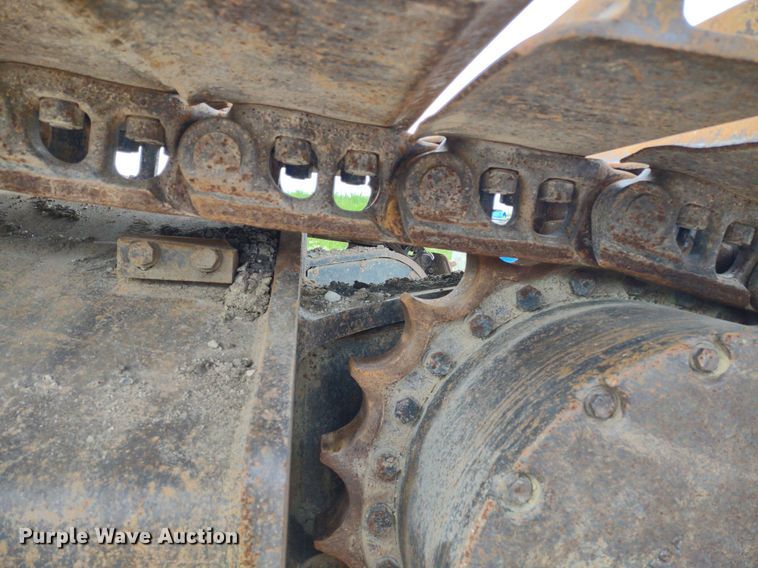 image for item DS6464 2011 Komatsu PC450LC-8  excavator