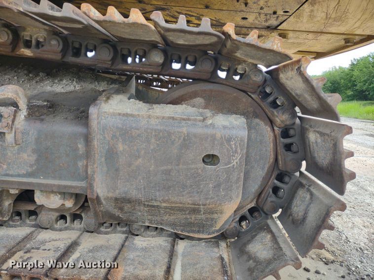 image for item DS6464 2011 Komatsu PC450LC-8  excavator