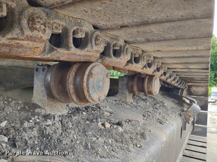 image for item DS6464 2011 Komatsu PC450LC-8  excavator