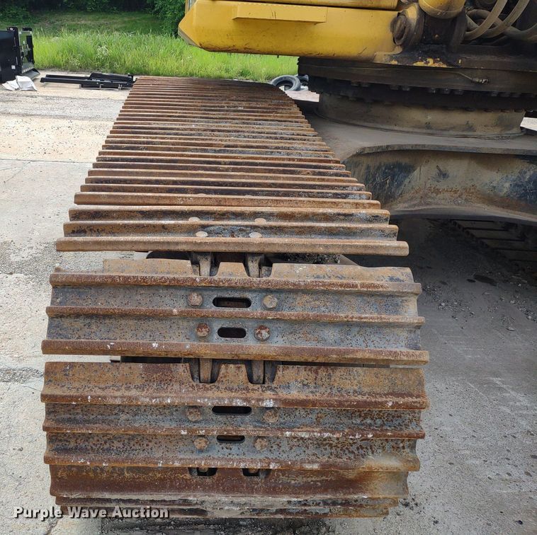 image for item DS6464 2011 Komatsu PC450LC-8  excavator