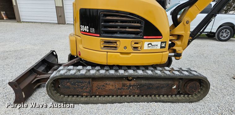 image for item DS6470 2006 Caterpillar 304CCR  mini excavator