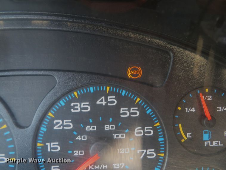 image for item FB9847 2005 International 4200  street sweeper truck