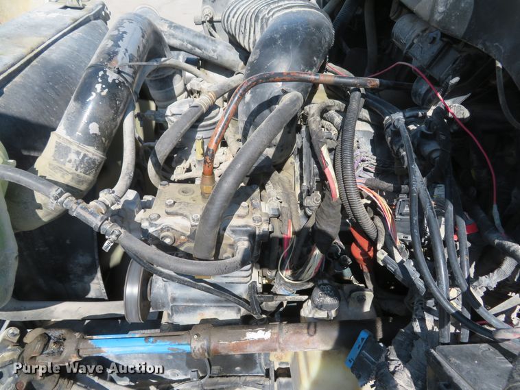 image for item FB9847 2005 International 4200  street sweeper truck