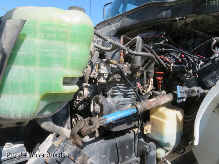 image for item FB9847 2005 International 4200  street sweeper truck