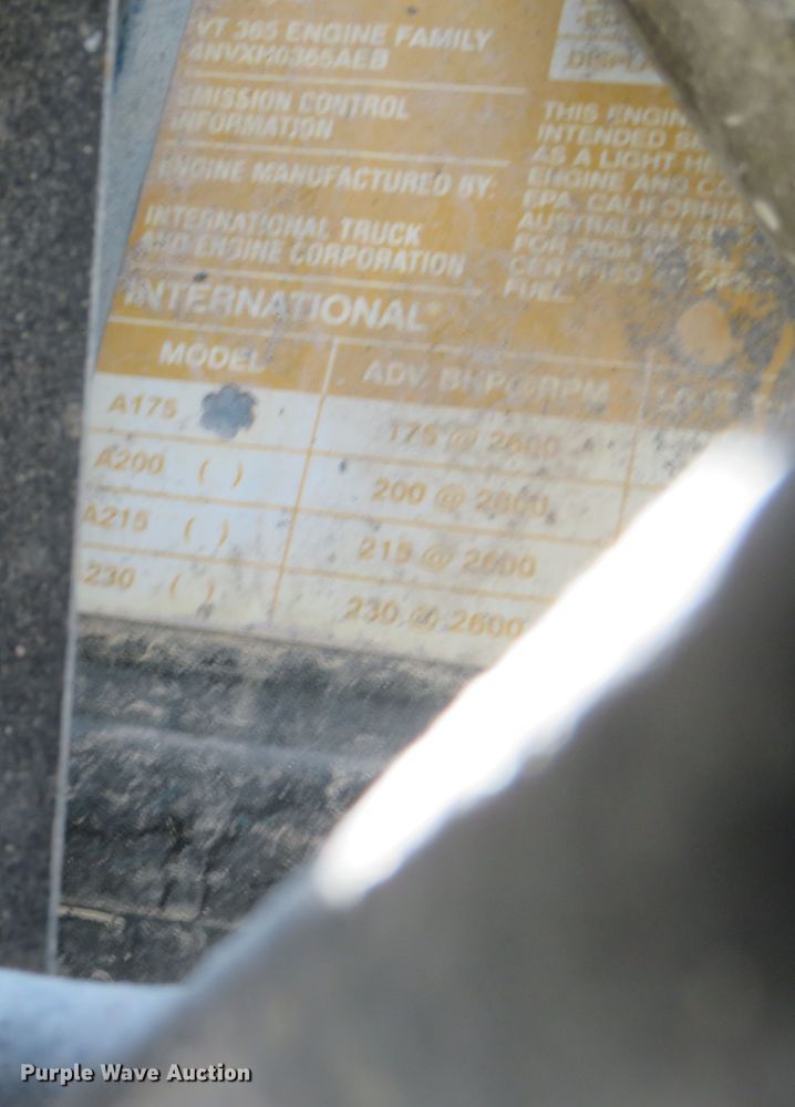 image for item FB9847 2005 International 4200  street sweeper truck