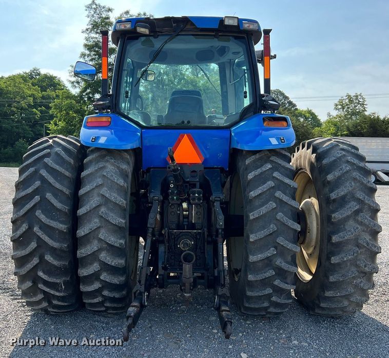 image for item II9073 2003 New Holland TG210  MFWD tractor