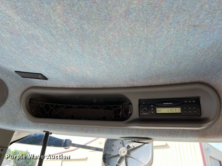 image for item II9073 2003 New Holland TG210  MFWD tractor