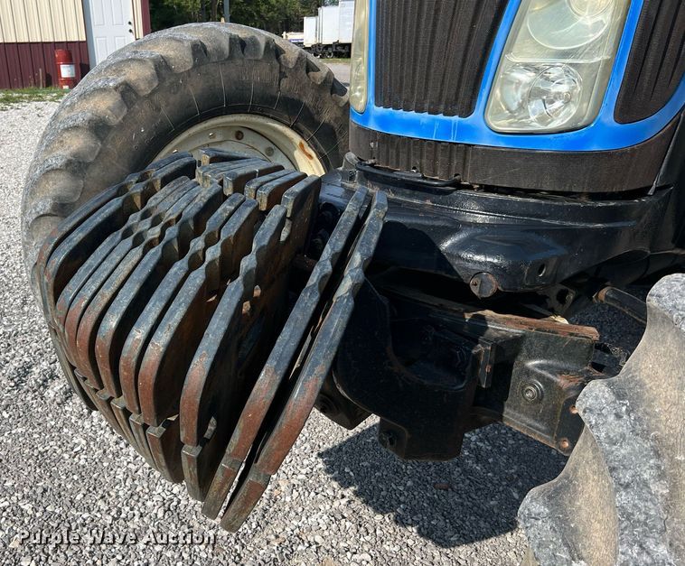 image for item II9073 2003 New Holland TG210  MFWD tractor