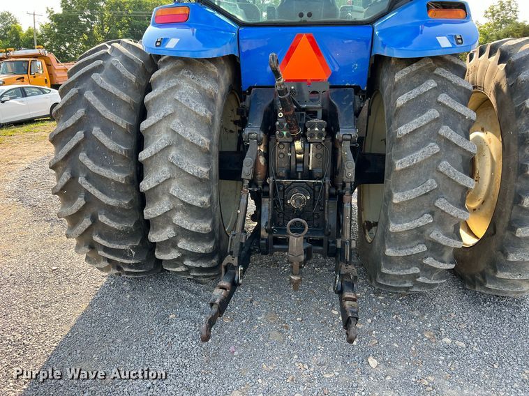 image for item II9073 2003 New Holland TG210  MFWD tractor