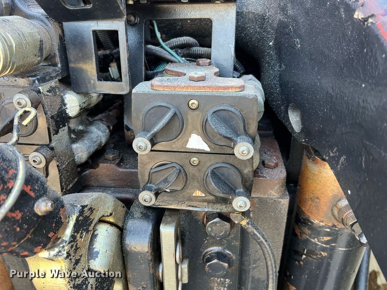 image for item II9073 2003 New Holland TG210  MFWD tractor