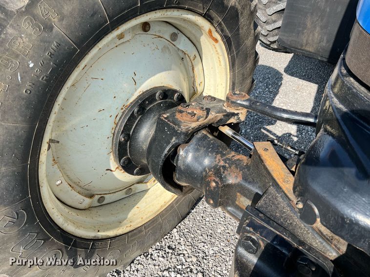 image for item II9073 2003 New Holland TG210  MFWD tractor