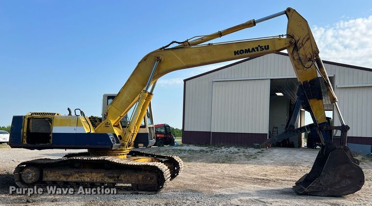 image for item II9135 Komatsu PC220LC-5  excavator